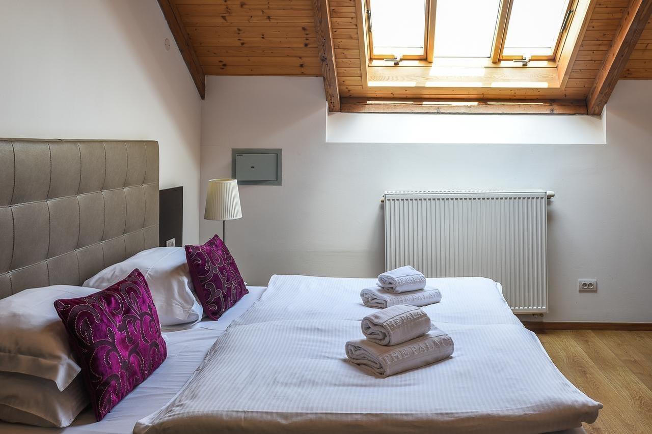 The Palace Suites And Apartments Prague Ngoại thất bức ảnh