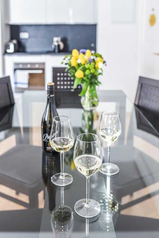 The Palace Suites And Apartments Prague Ngoại thất bức ảnh