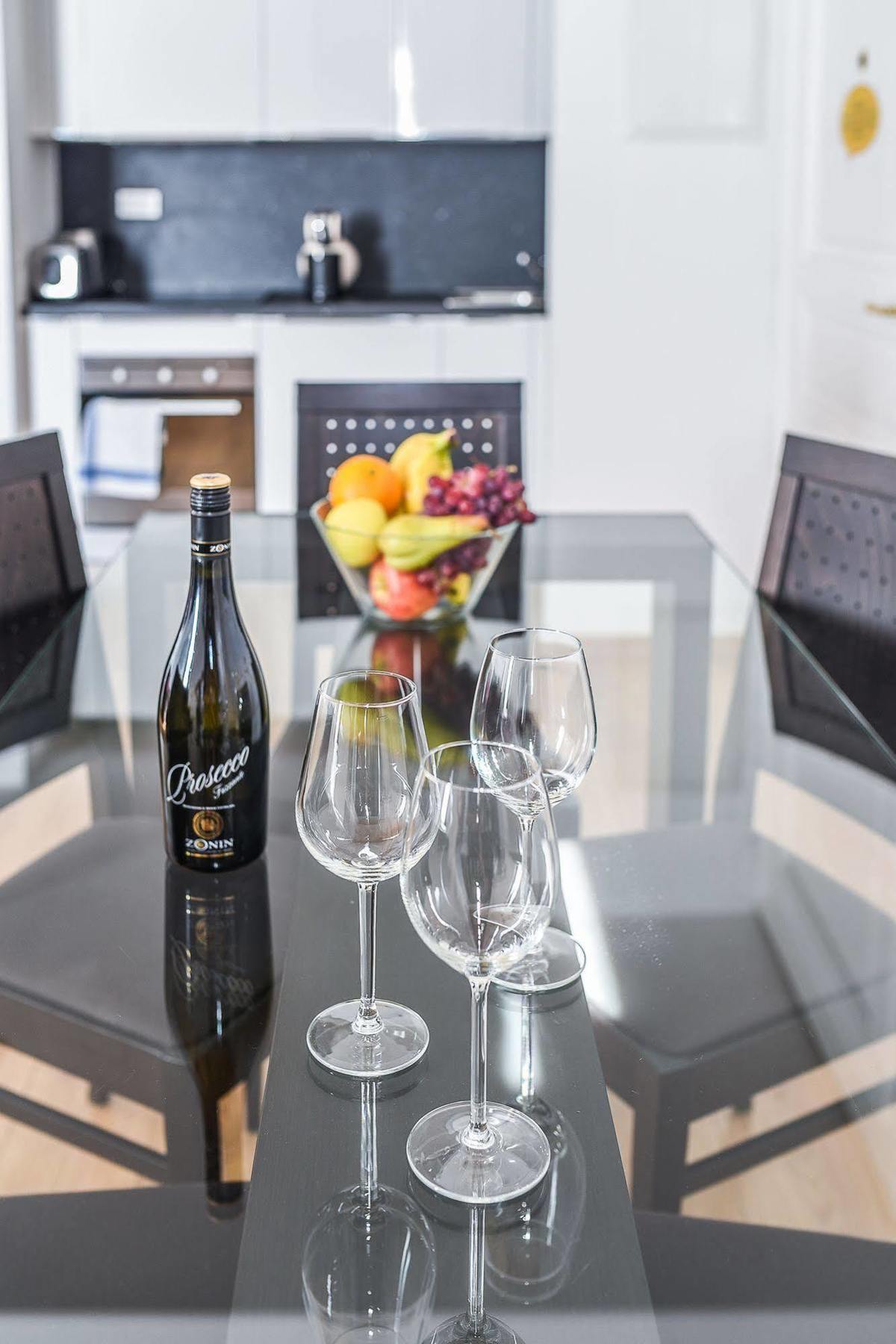The Palace Suites And Apartments Prague Ngoại thất bức ảnh