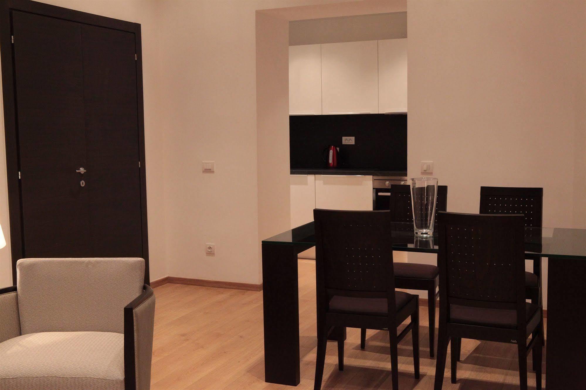 The Palace Suites And Apartments Prague Ngoại thất bức ảnh