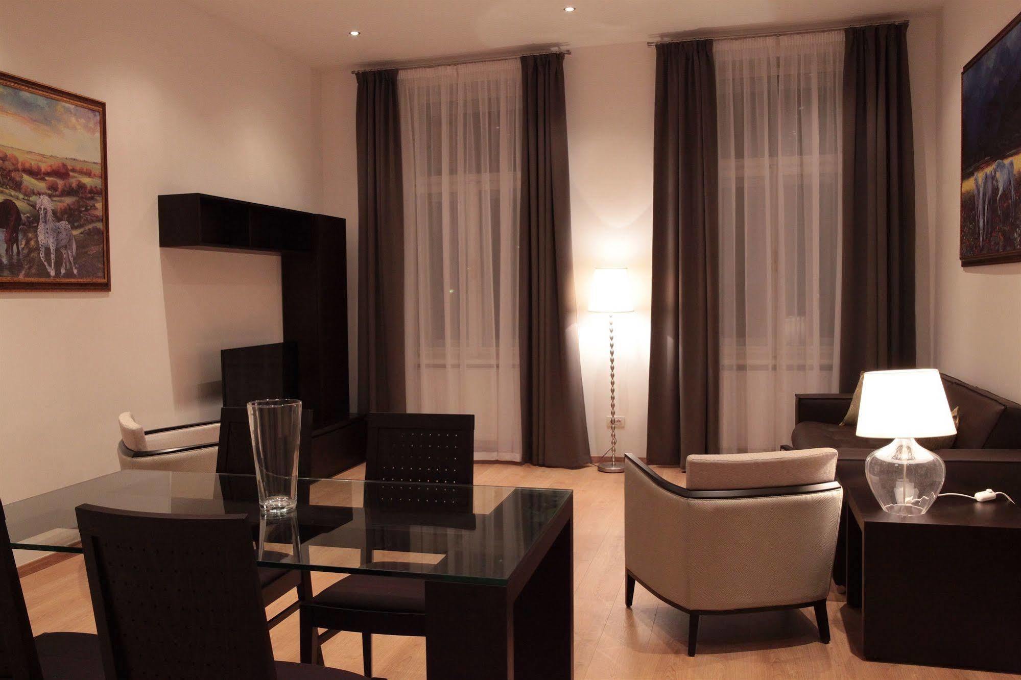 The Palace Suites And Apartments Prague Ngoại thất bức ảnh
